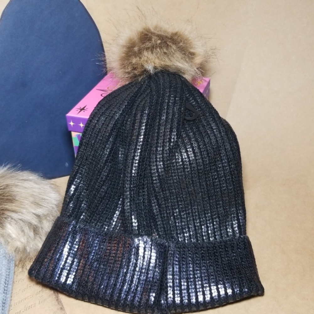 Cute 3 Hats Set - Picture 4 of 7